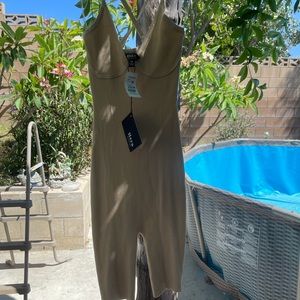 Nude Romper w cross cross back